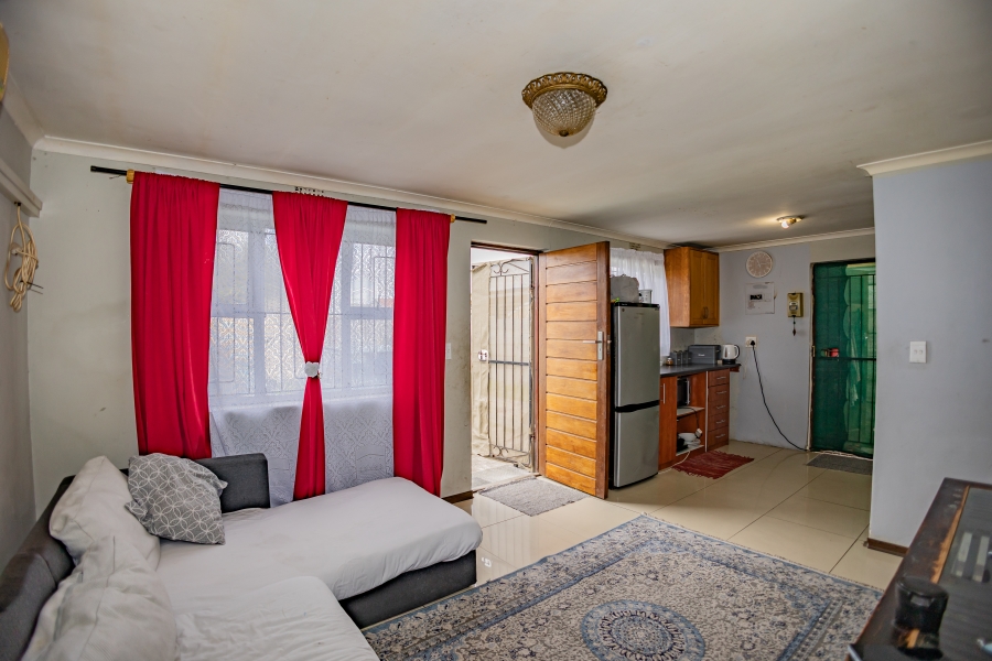 2 Bedroom Property for Sale in Belhar Western Cape